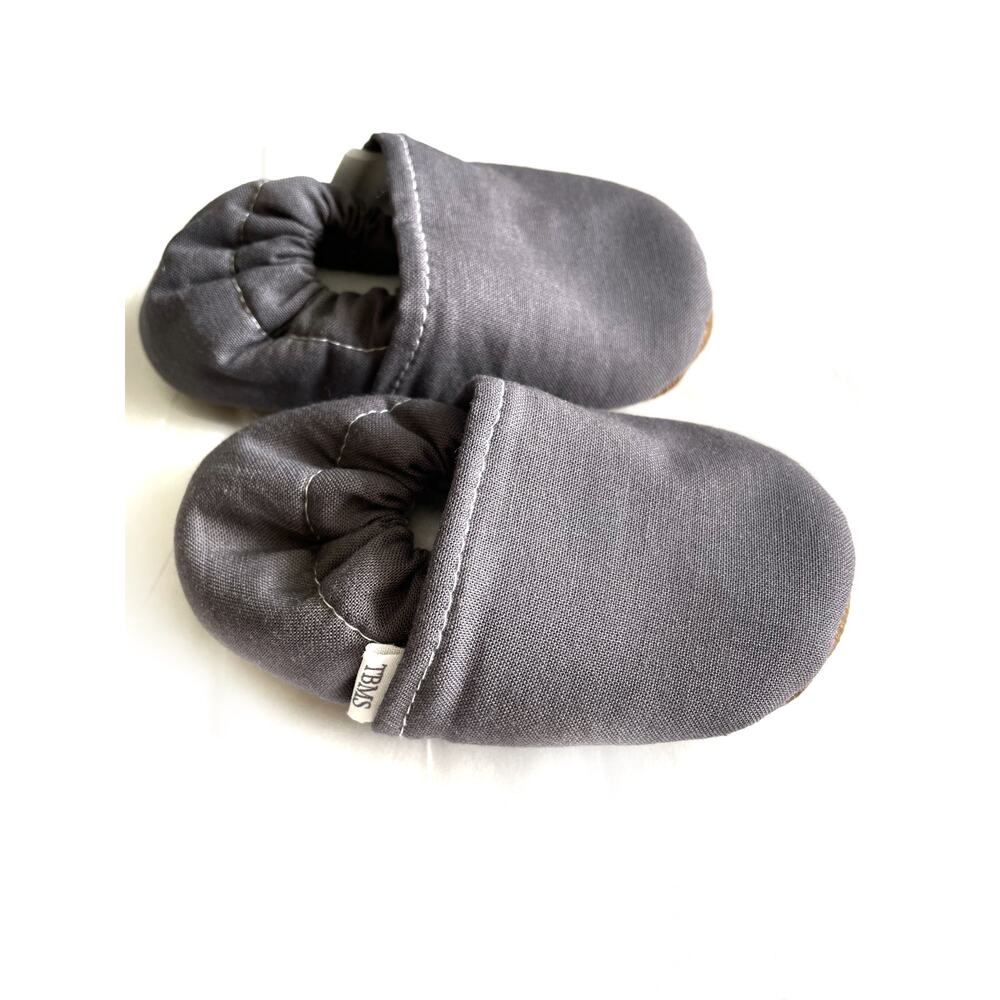 TBMS gray, slip on moccasins solid padded warm cozy soft  Size 9-12.